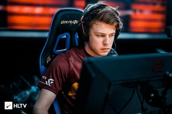 边线兵线未 边线兵线未